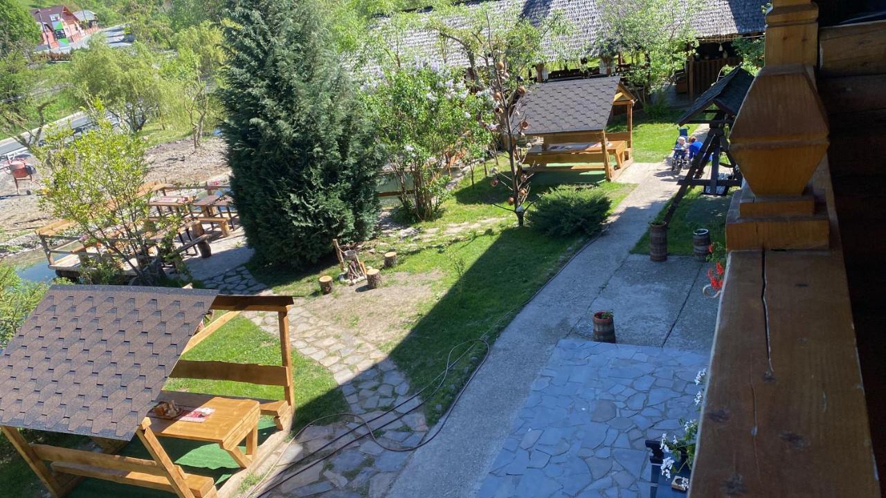Pensiune Pastravarie La Pintea Haiducu Deseşti Eksteriør billede